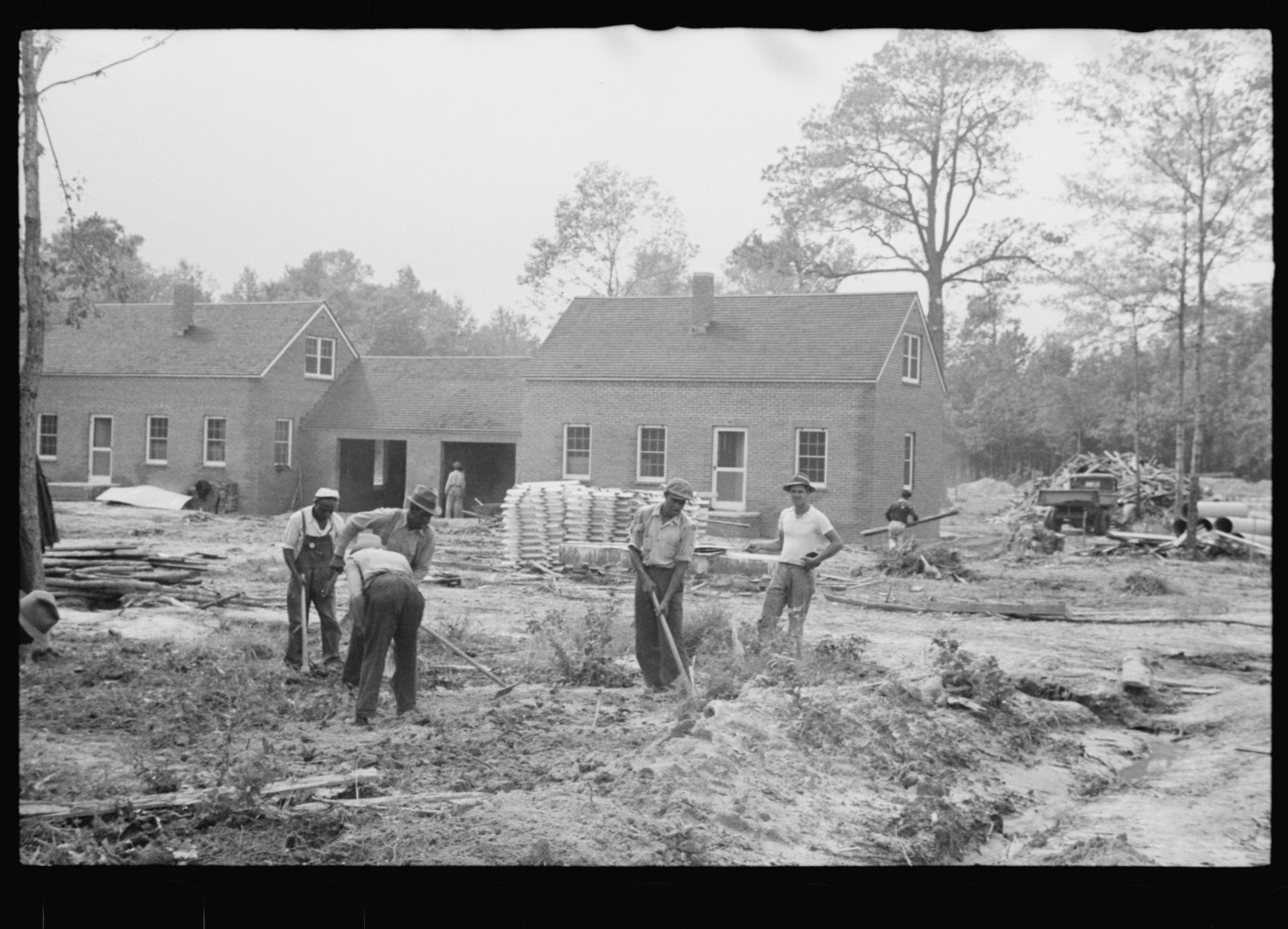 In one unusual Virginia neighborhood, roots stretch to the first Africans in America